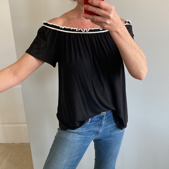 Black Off The Shoulder Top - Picture 8 of 11